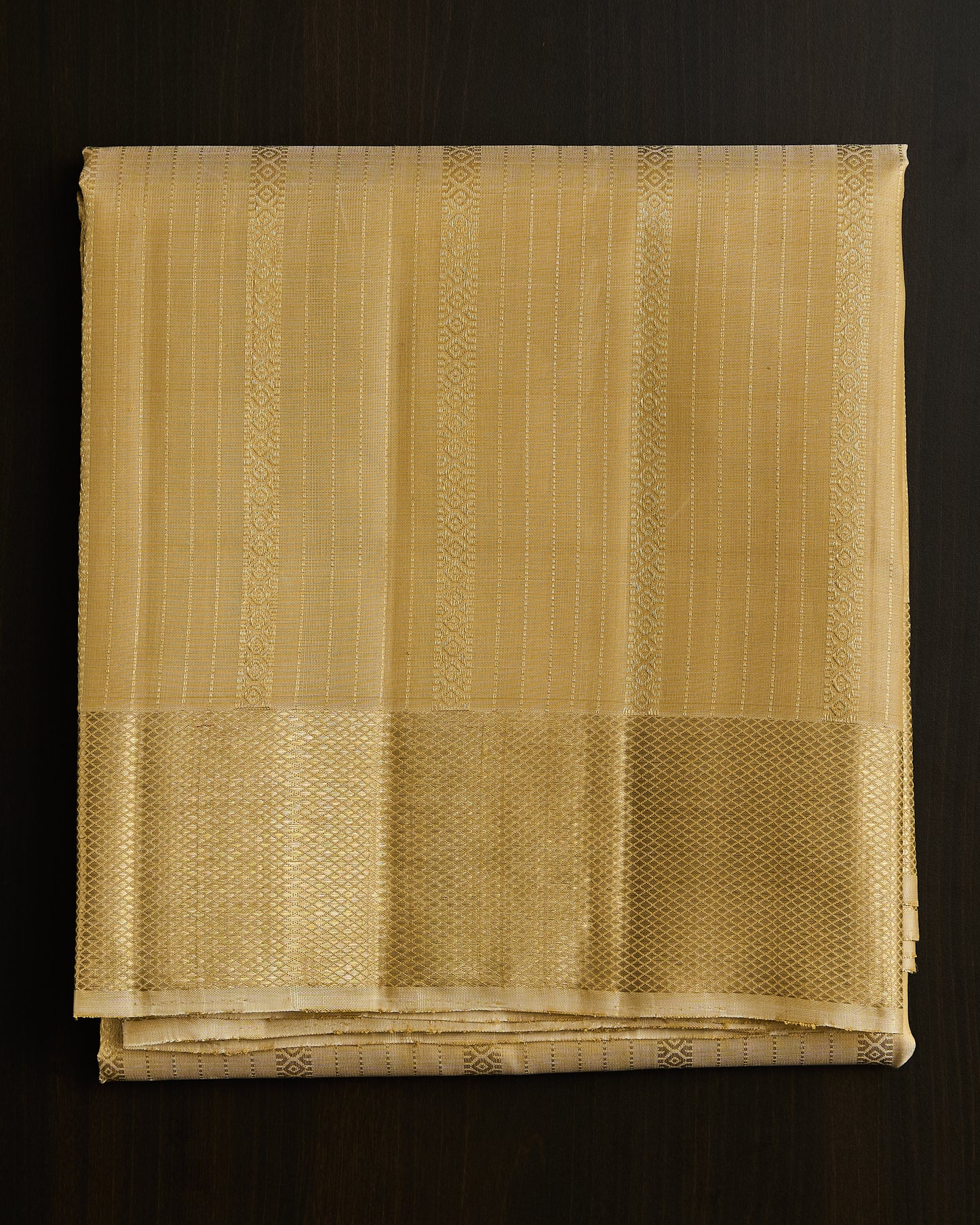 Pure Kanchipuram Checked silk Dhoti set 9*5 + 2.50
